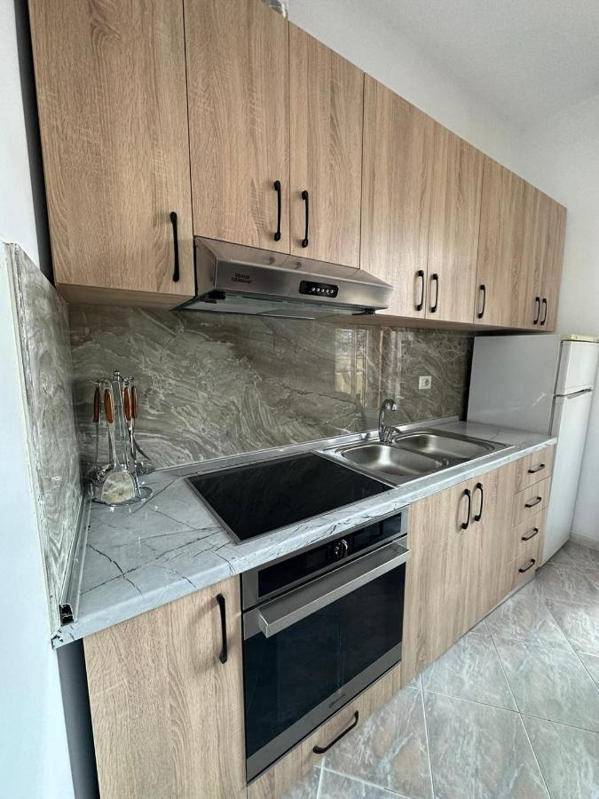 Central Charm Apartments Vlorë Εξωτερικό φωτογραφία