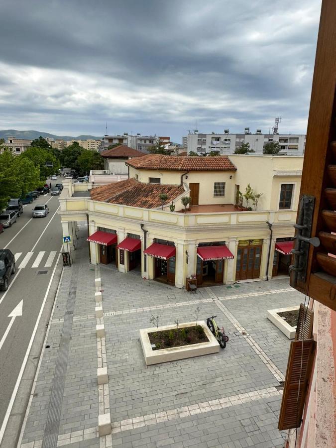 Central Charm Apartments Vlorë Εξωτερικό φωτογραφία