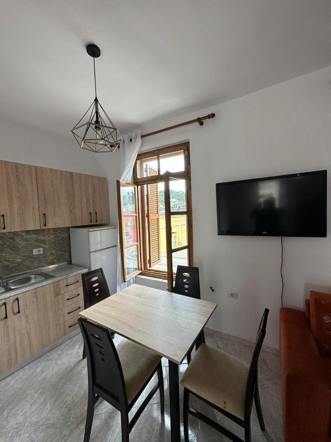 Central Charm Apartments Vlorë Εξωτερικό φωτογραφία