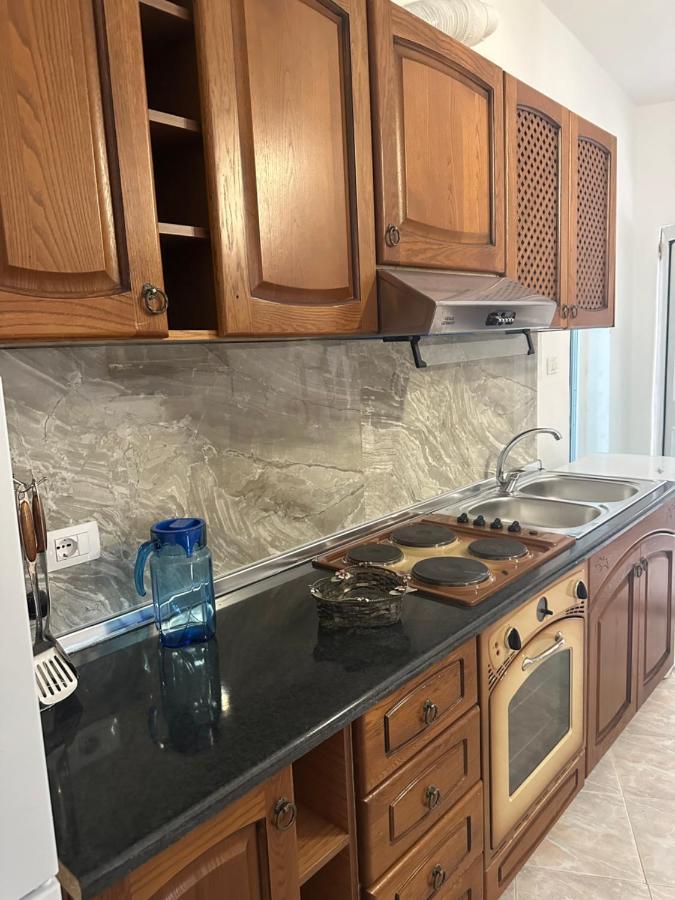 Central Charm Apartments Vlorë Εξωτερικό φωτογραφία